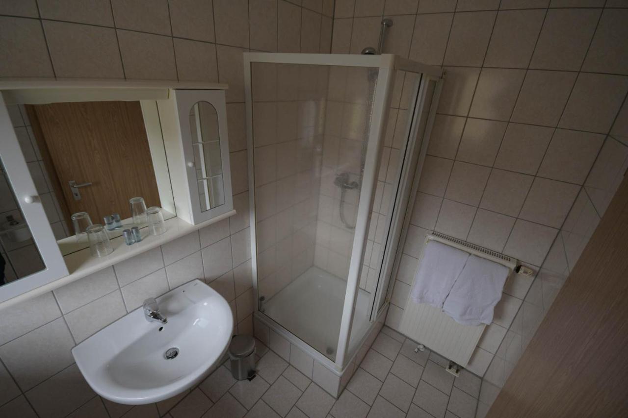 Zimmer Ohne Fruehstueck In Der Forellenzucht Burgen  Εξωτερικό φωτογραφία
